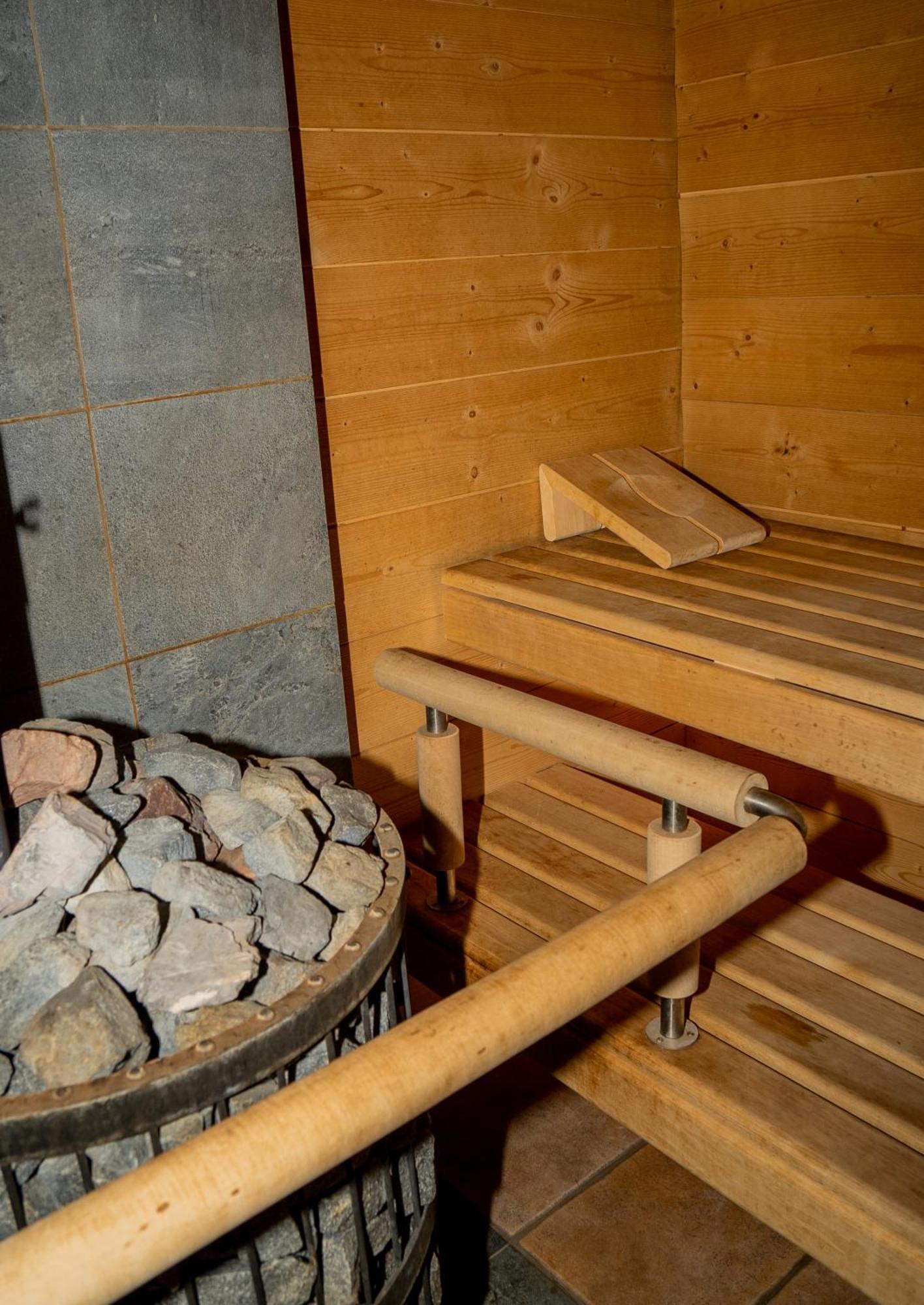 Doodle'S Amazing Chalet -Walensee - Flumserberg - Churfirsten - Heidiland - Pool - Sauna Mols Ngoại thất bức ảnh
