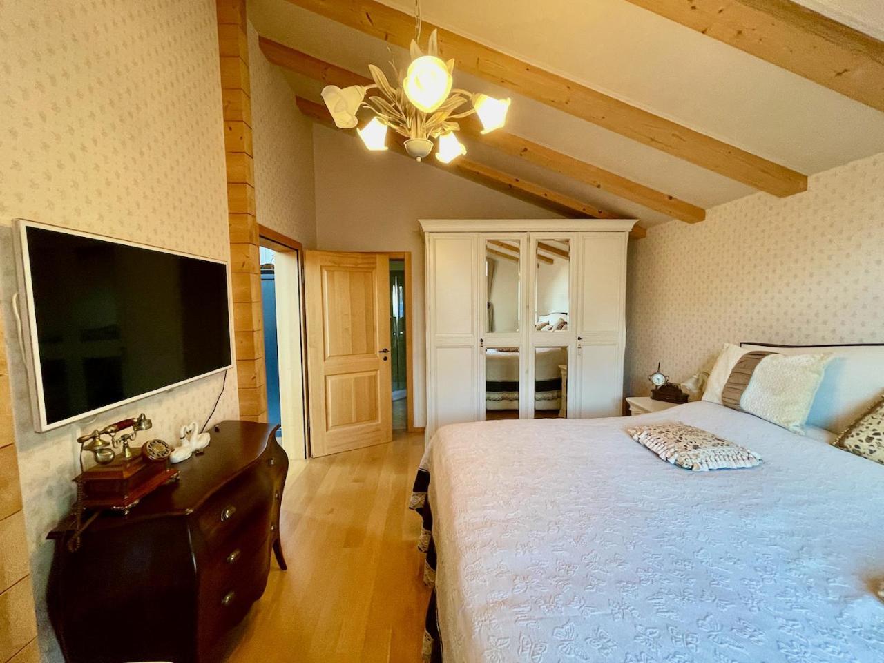 Doodle'S Amazing Chalet -Walensee - Flumserberg - Churfirsten - Heidiland - Pool - Sauna Mols Ngoại thất bức ảnh