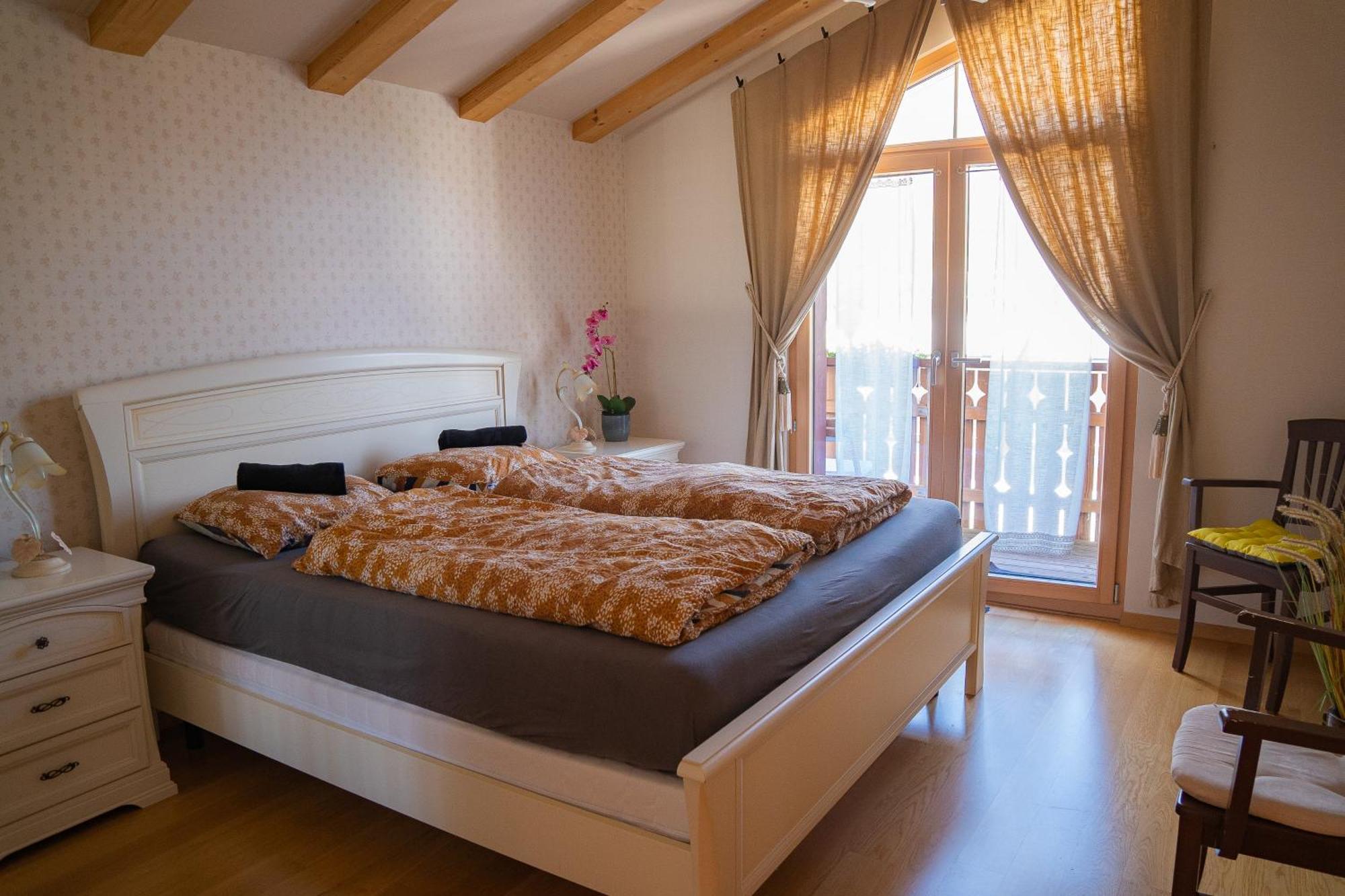Doodle'S Amazing Chalet -Walensee - Flumserberg - Churfirsten - Heidiland - Pool - Sauna Mols Ngoại thất bức ảnh