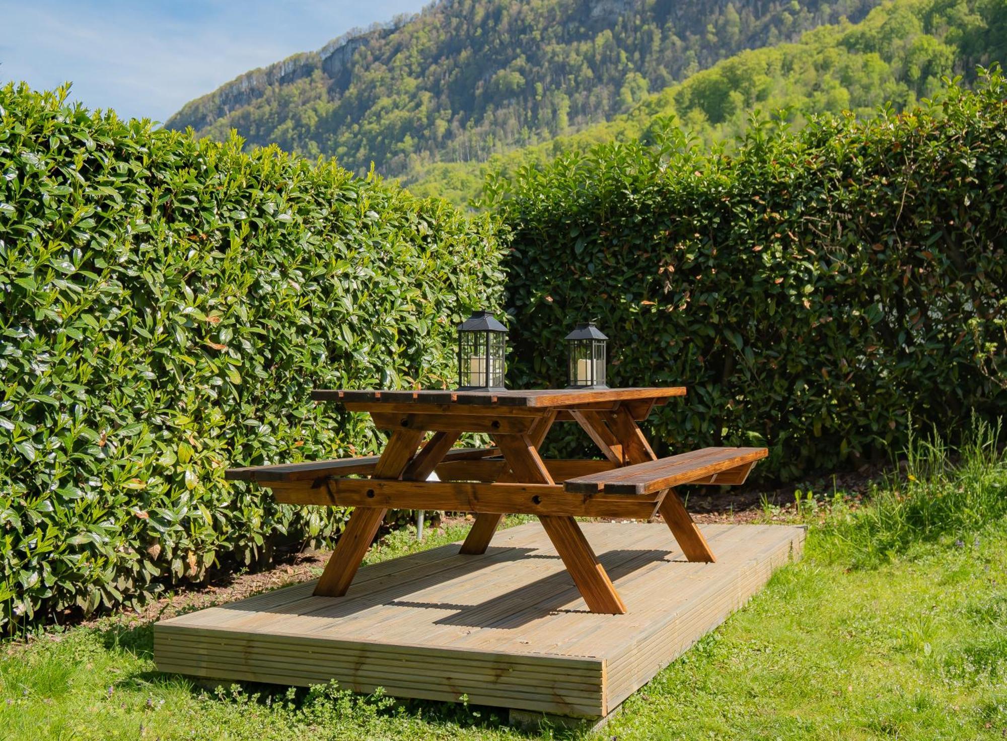 Doodle'S Amazing Chalet -Walensee - Flumserberg - Churfirsten - Heidiland - Pool - Sauna Mols Ngoại thất bức ảnh